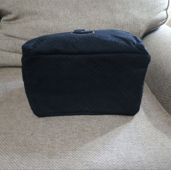 NWT Large Quilted Makeup Bag - Picture 15 of 15